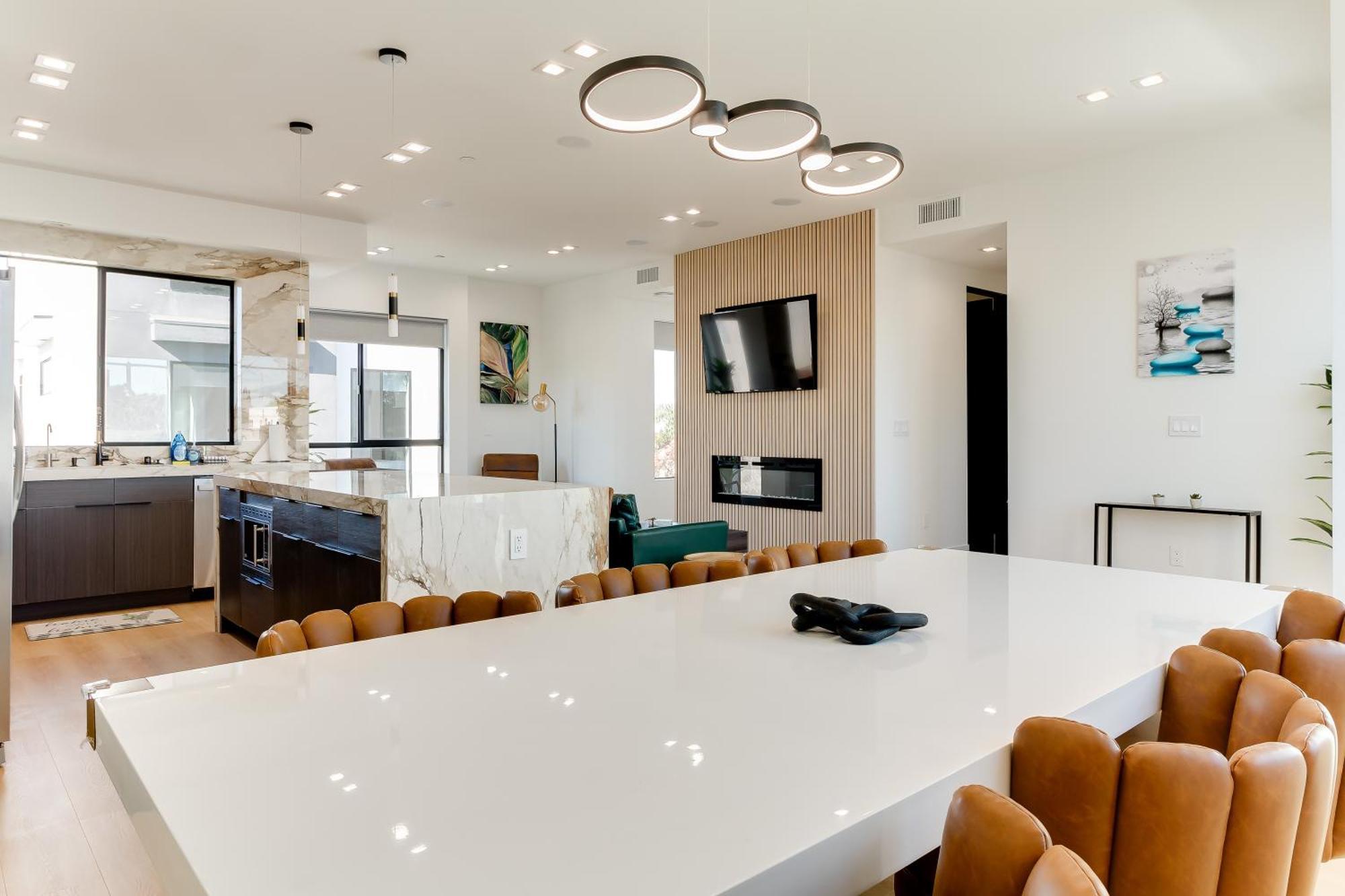 Brand New Modern 5 Bedroom House Pickfair Village