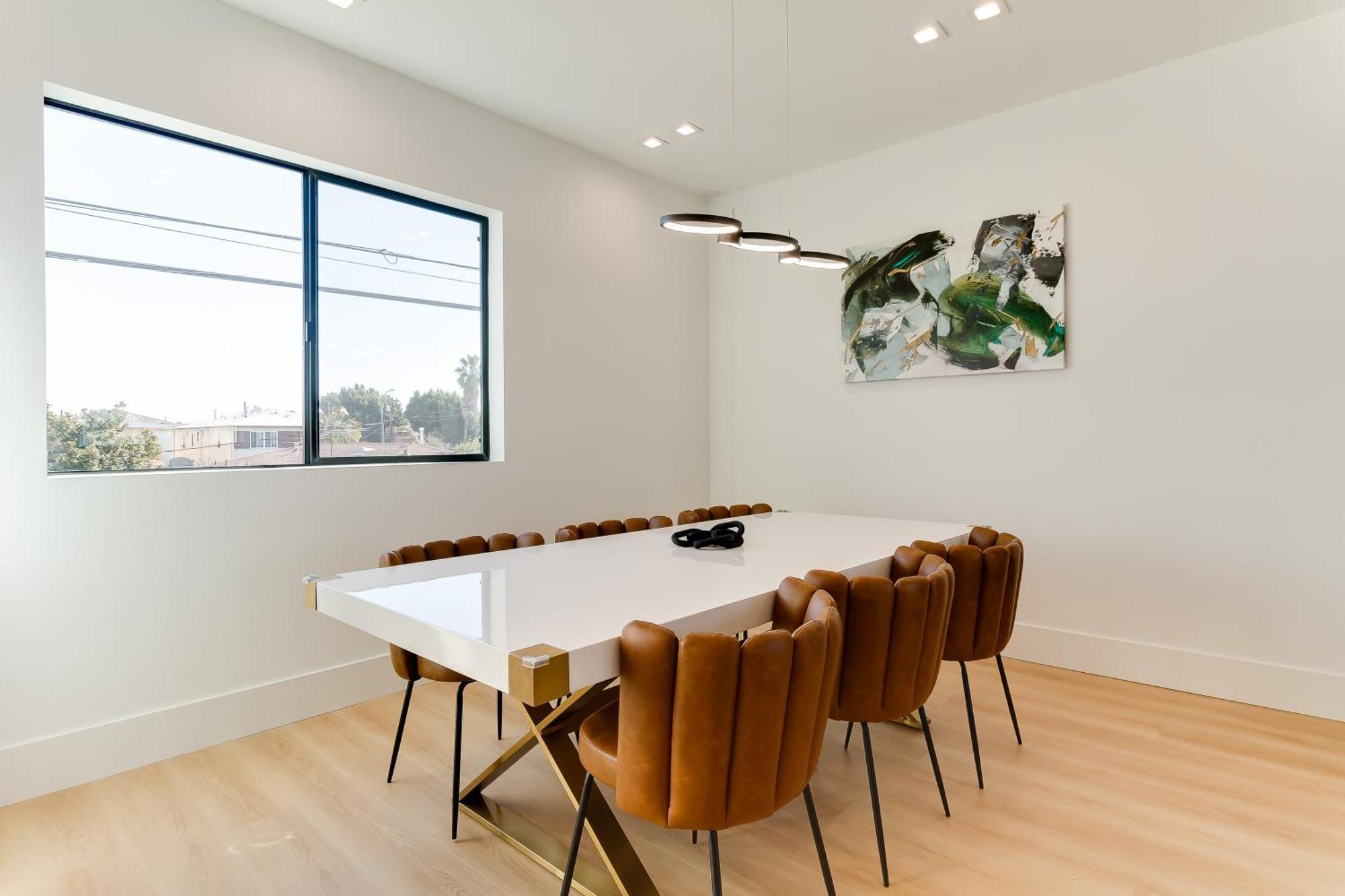 Brand New Modern 5 Bedroom House Pickfair Village Casa de férias Los Angeles