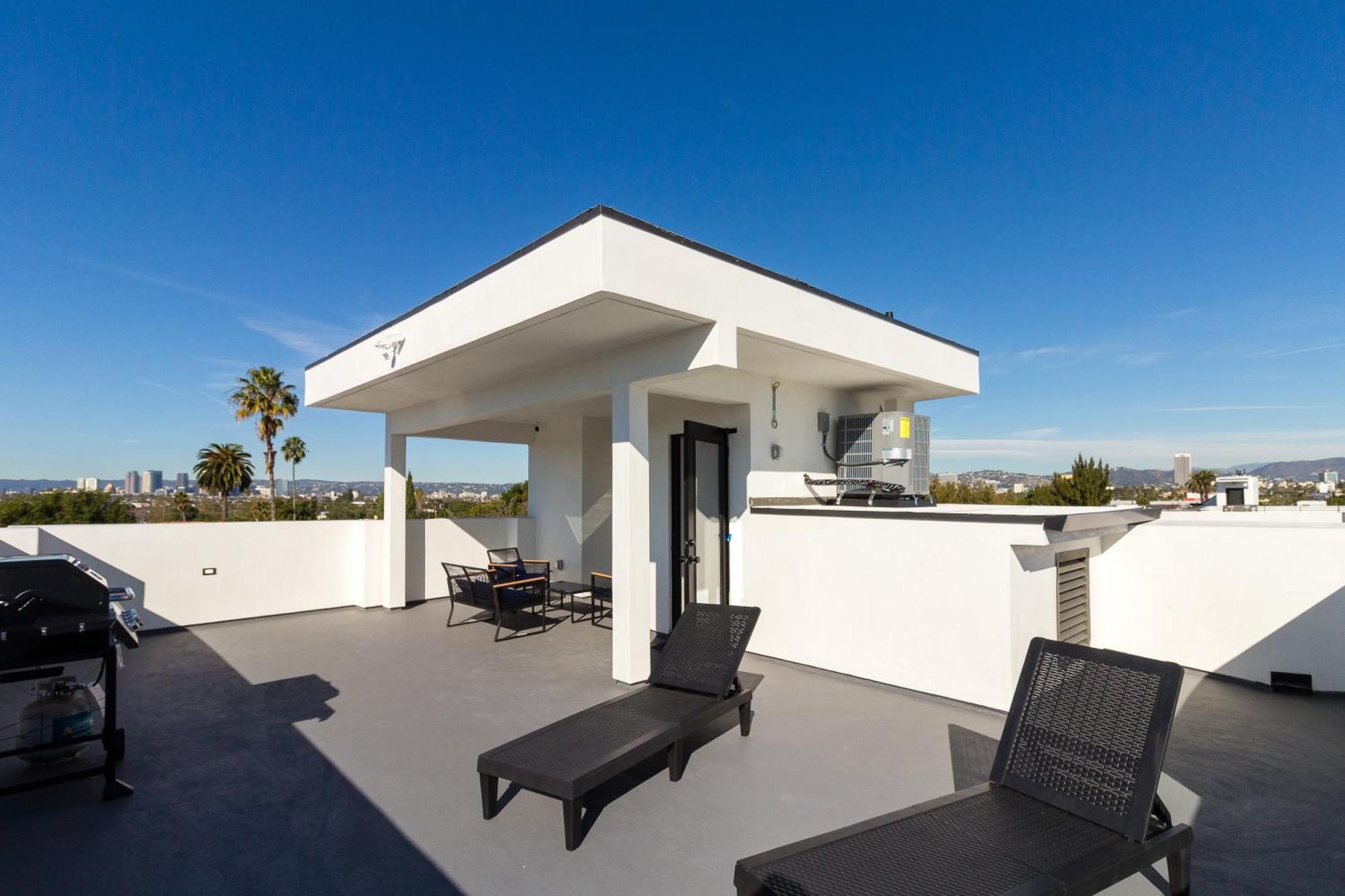 Brand New Modern 4 Bedroom House Pickfair Village