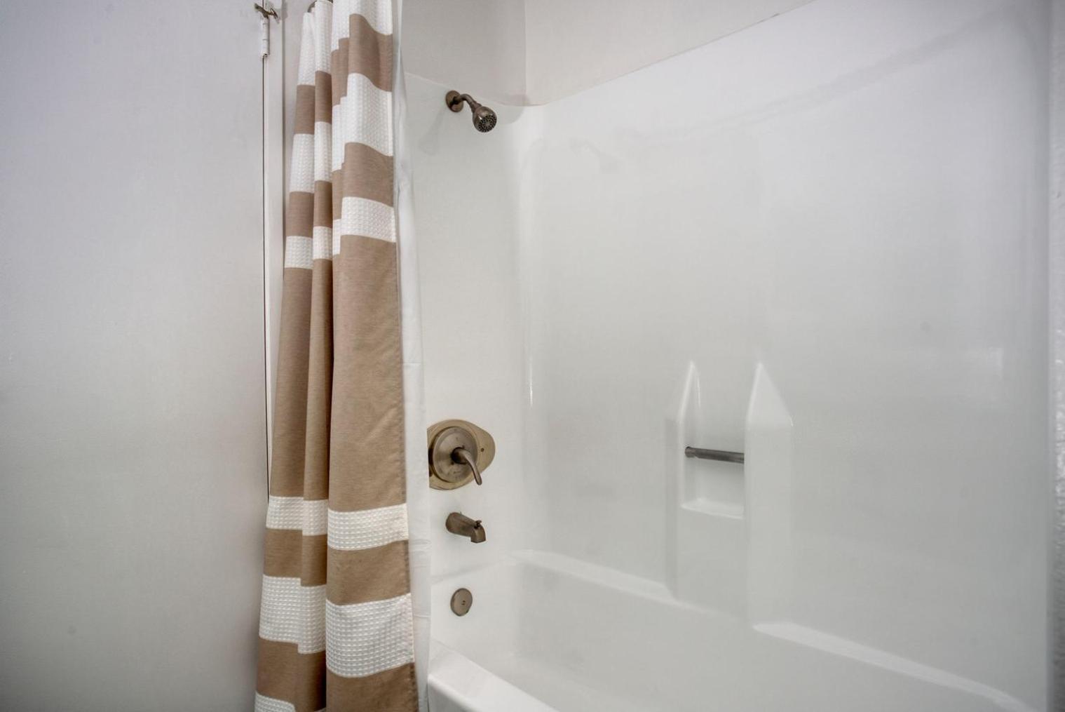 Apartment Blueground Fairfax Pool Nr Mall Dining Lax-1185