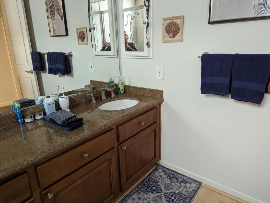 Spacious 2 Bedrooms. Prime Location Los Angeles
