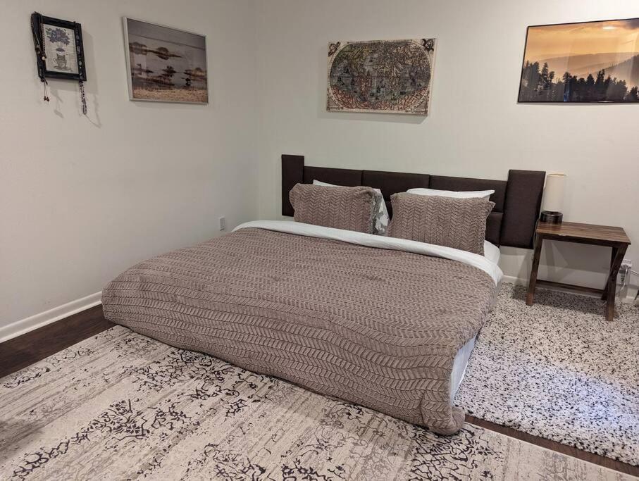 Spacious 2 Bedrooms. Prime Location Apartamento *