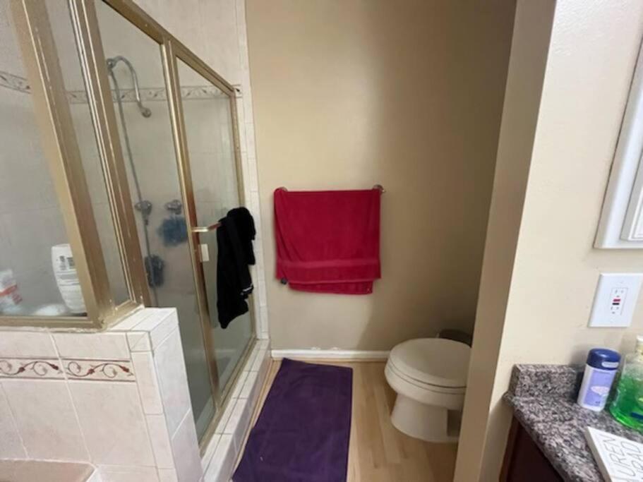 Spacious 2 Bedrooms. Prime Location