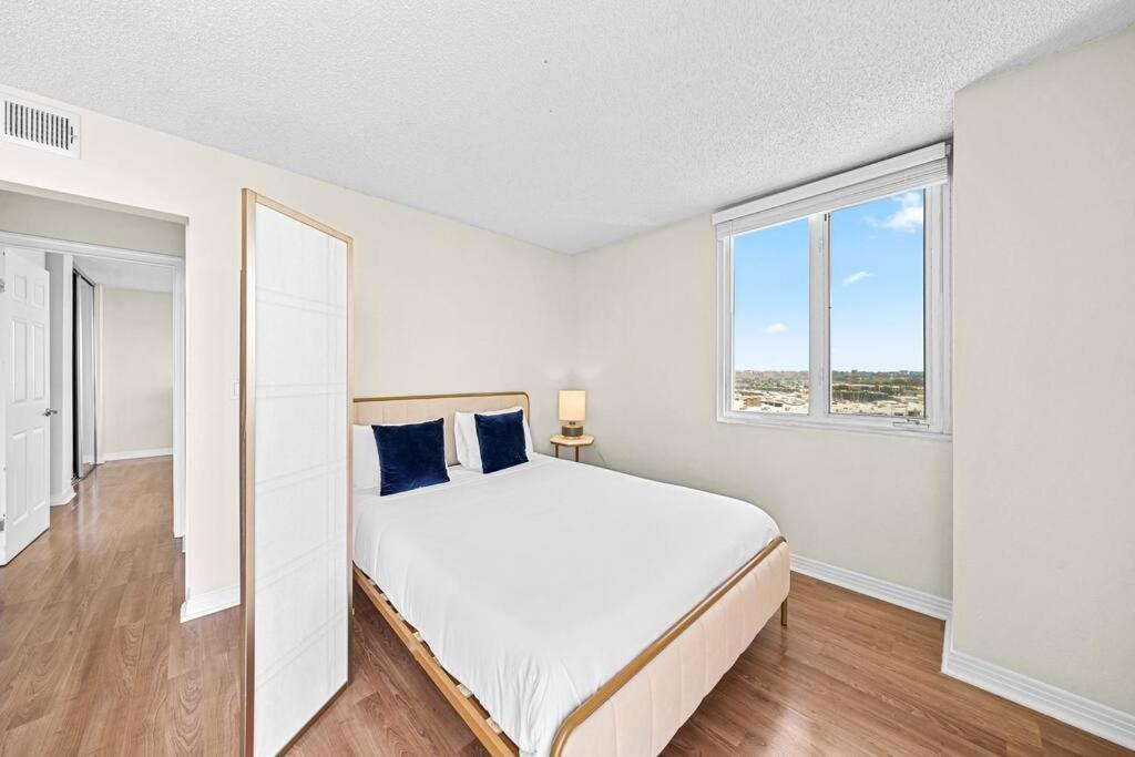 Sun-kissed Oceanfront Gem With Spectacular Views Apartamento