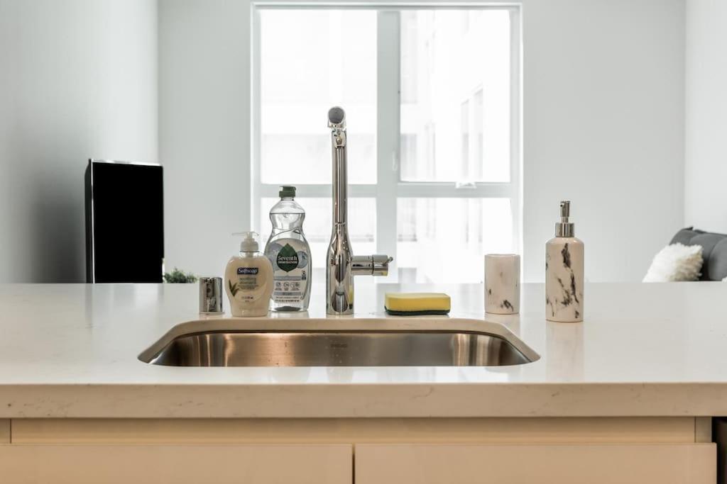 Ktown 1bd/1ba Unit With Great Amenities Los Angeles