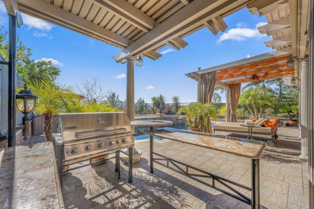 Holiday home ৎ୭the Safty Paradiseৎ୭ H/w Pool Jacuzzi &much Los Angeles