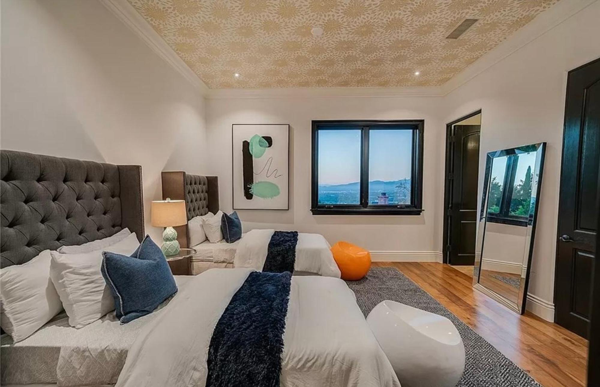 Majestic 6br Mediterranean Mansion With Valley Views & Movie Theater Los Angeles