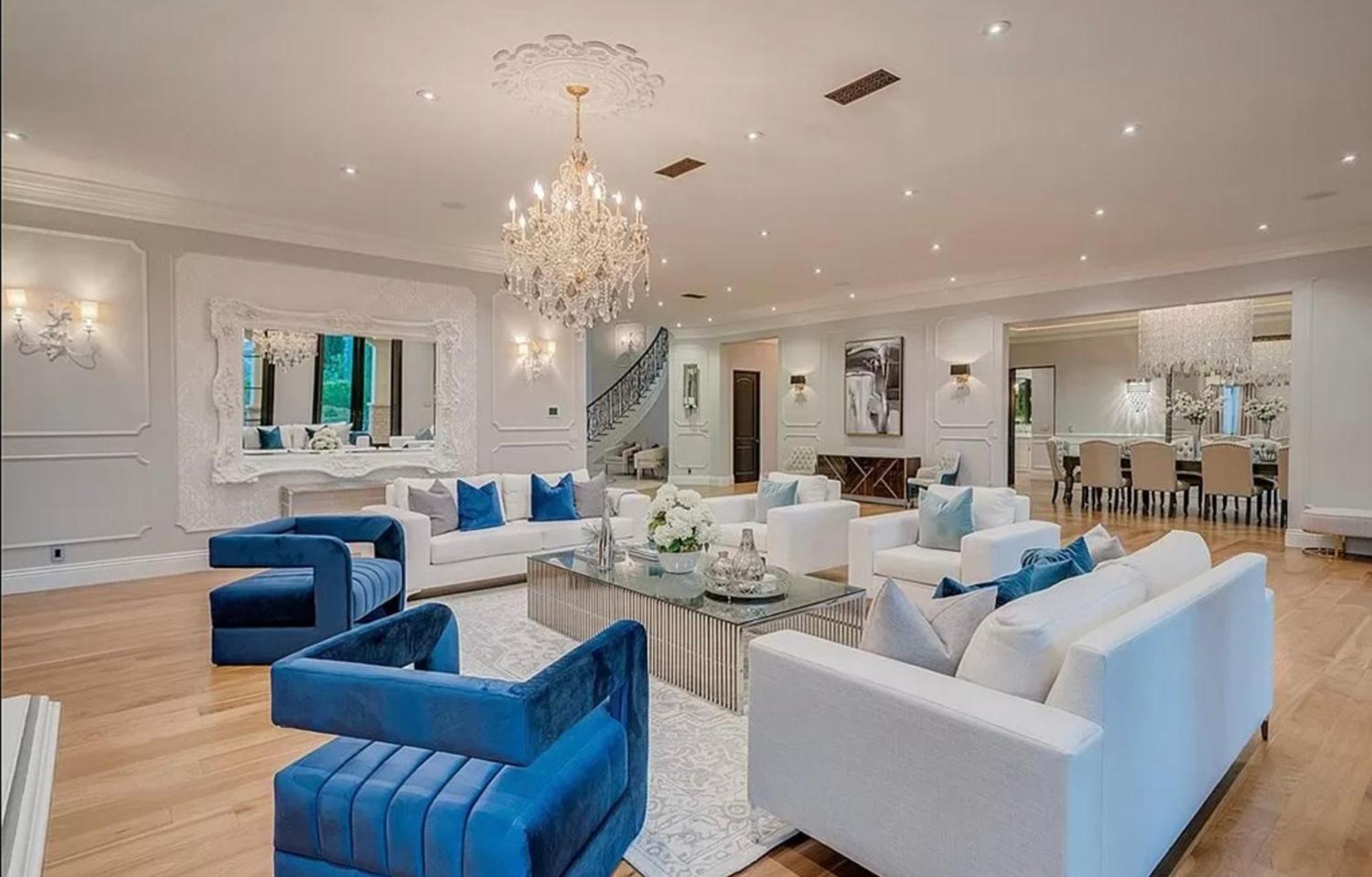 Villa Majestic 6br Mediterranean Mansion With Valley Views & Movie Theater Los Angeles