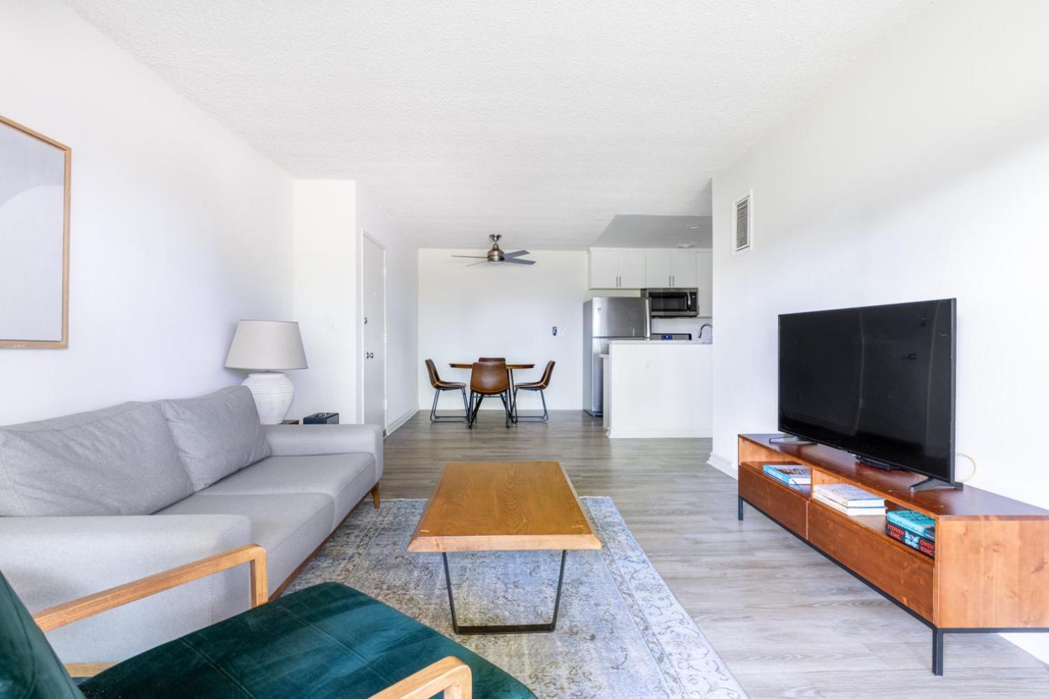 Brentwood 1br W Pool Gym Nr Restaurants Lax-341 Los Angeles