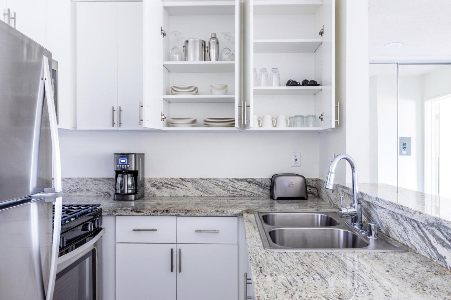 Brentwood 1br W Pool Gym Nr Restaurants Lax-341 Apartment