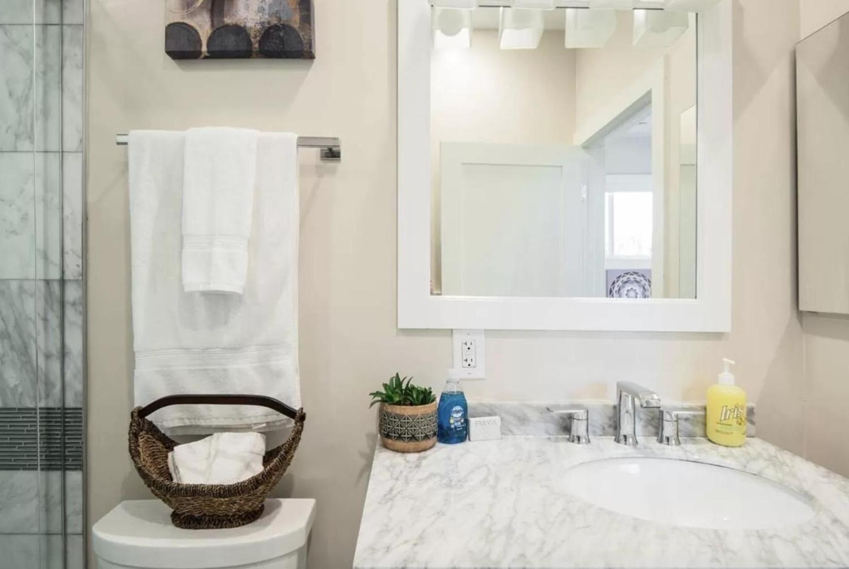 Private In Venice Los Angeles