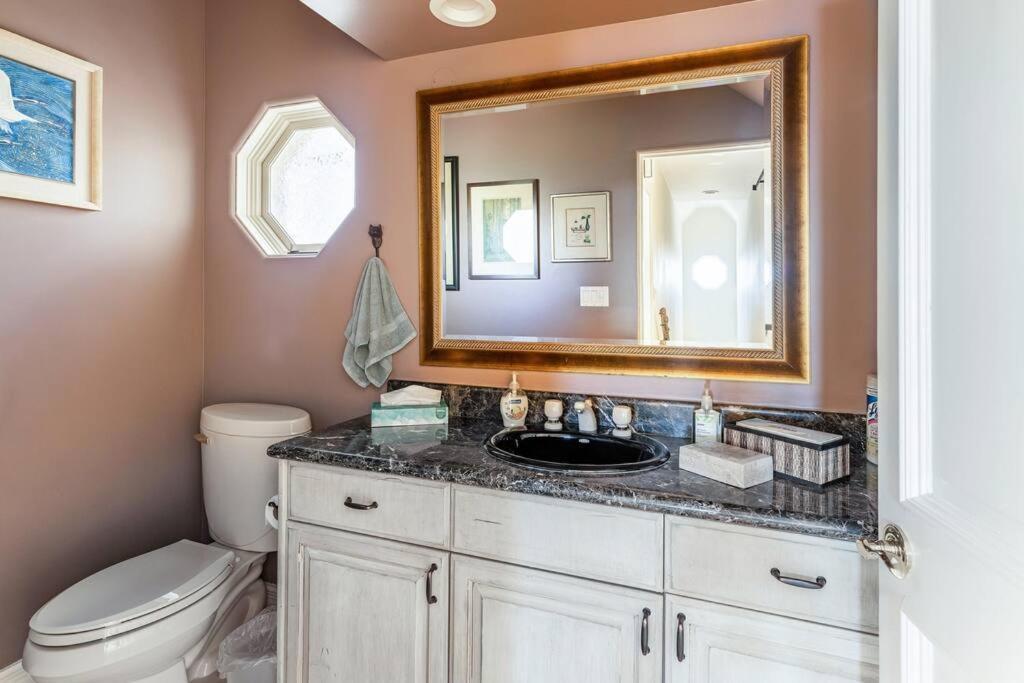 Guest house Epic Views! Hollywood Hills Skyvilla: Crow's Nest *