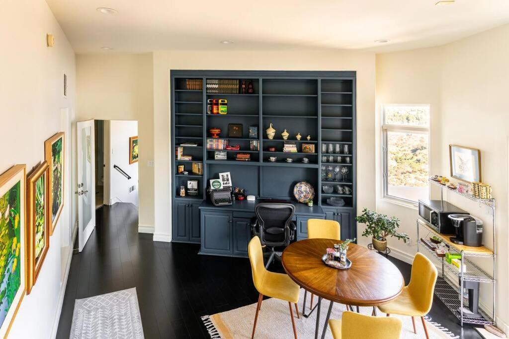 Epic Views! Hollywood Hills Skyvilla: Crow's Nest * Los Angeles