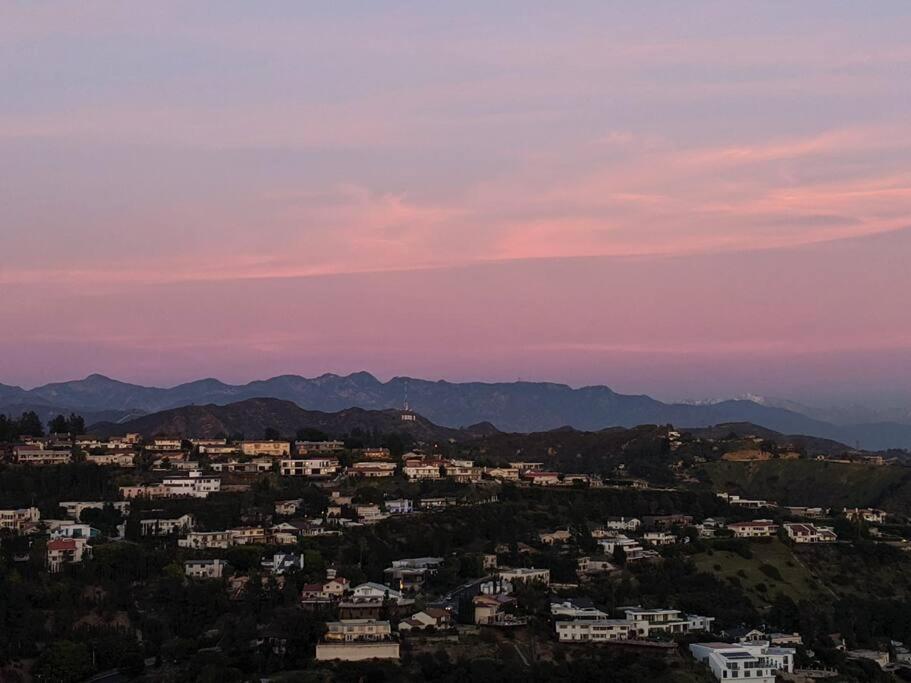 Guest house Epic Views! Hollywood Hills Skyvilla: Crow's Nest