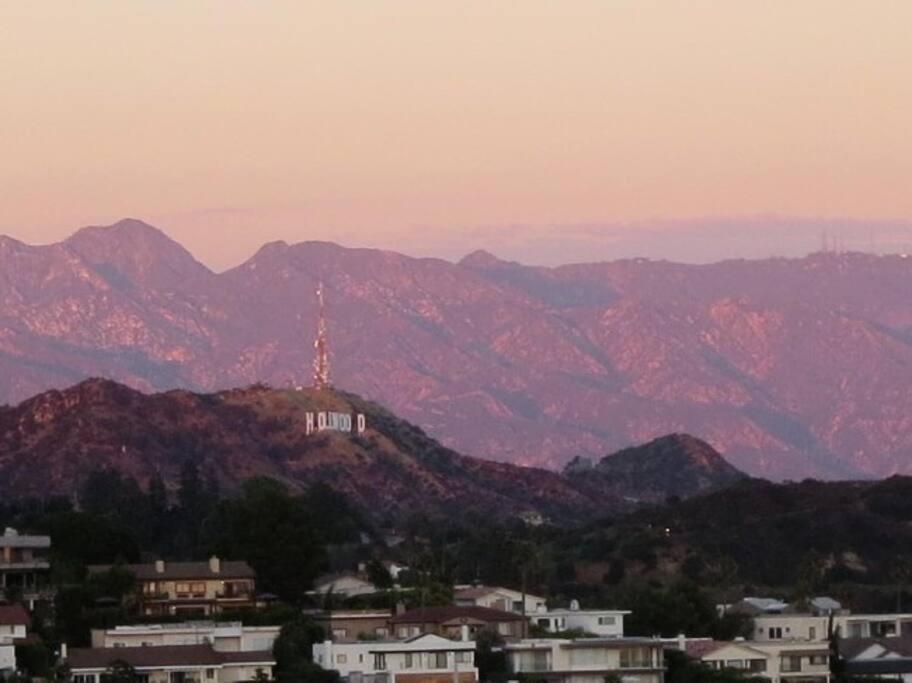 Guest house Epic Views! Hollywood Hills Skyvilla: Crow's Nest Los Angeles