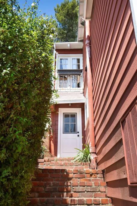 Holiday home Hollywood Hills W Views In Laurel Canyon Los Angeles
