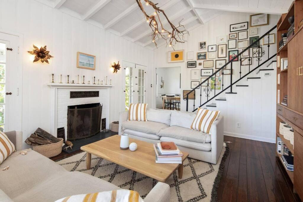 Hollywood Hills W Views In Laurel Canyon *