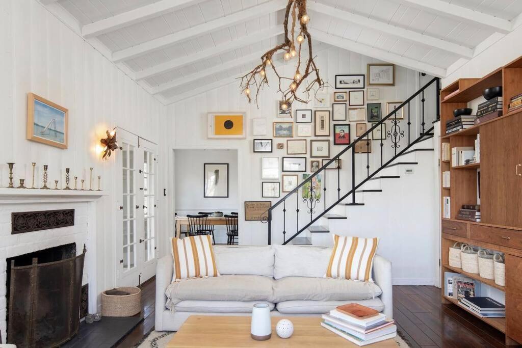 Holiday home Hollywood Hills W Views In Laurel Canyon Los Angeles