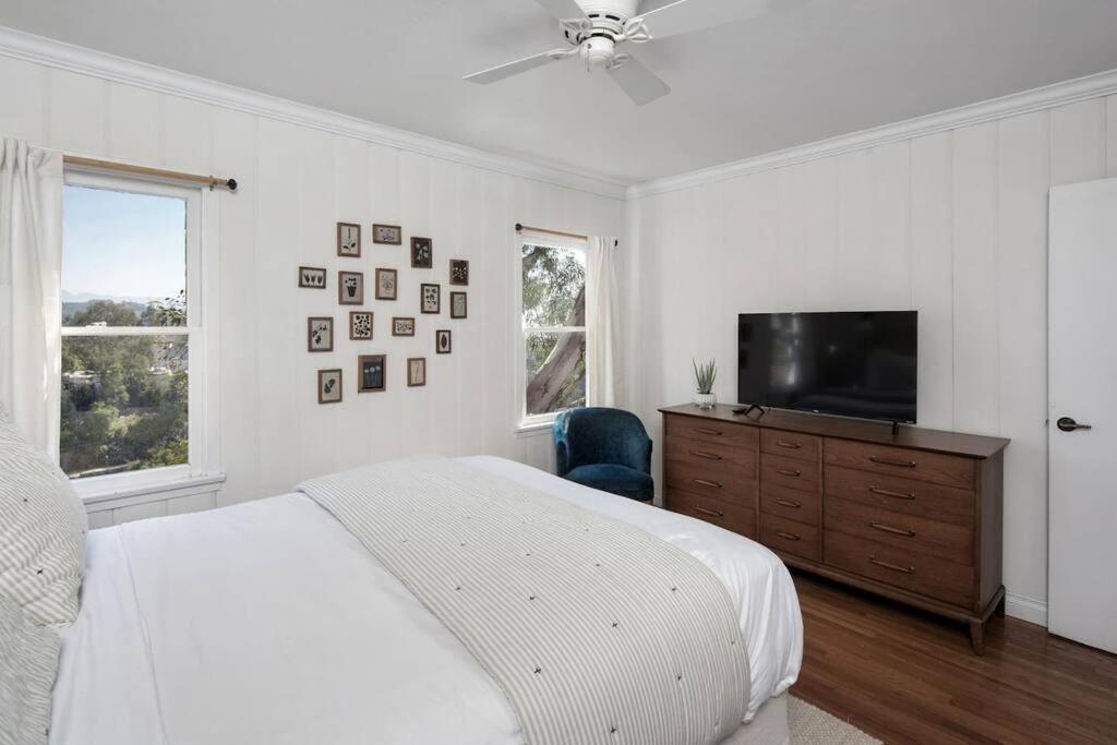 Hollywood Hills W Views In Laurel Canyon Los Angeles