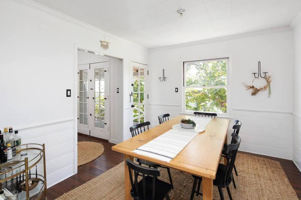 Hollywood Hills W Views In Laurel Canyon