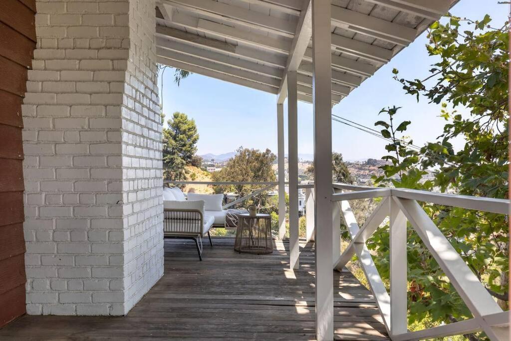 Hollywood Hills W Views In Laurel Canyon