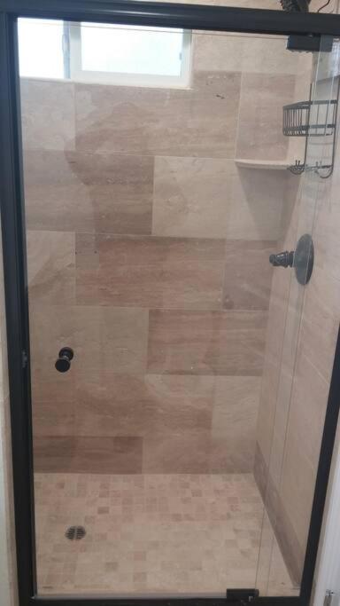Family Getaway 3 Bedroom 2 Bath In Lomita, Ca. Los Angeles