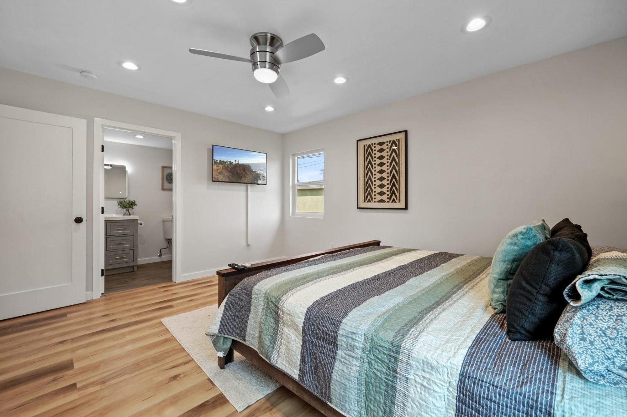 Angeles Inglewood Completely Renovated Oasis Apartment
