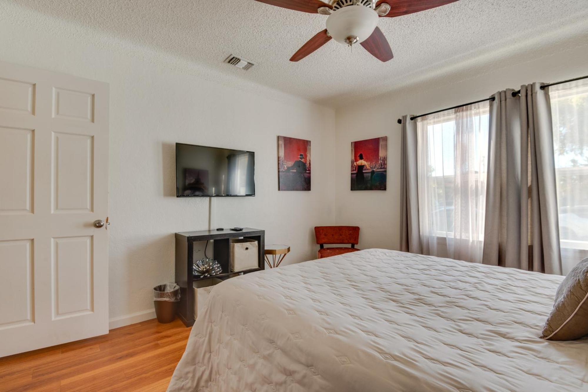 North Hollywood Getaway 14 Mi To Downtown!