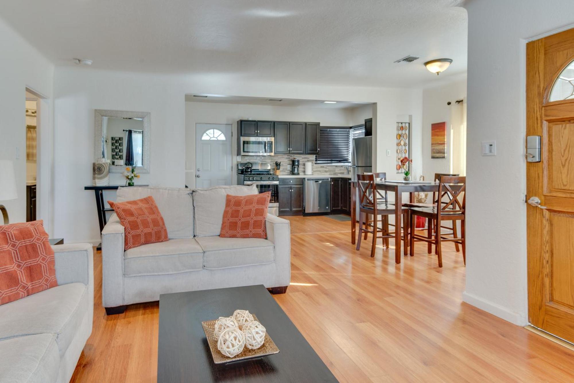 North Hollywood Getaway 14 Mi To Downtown! *