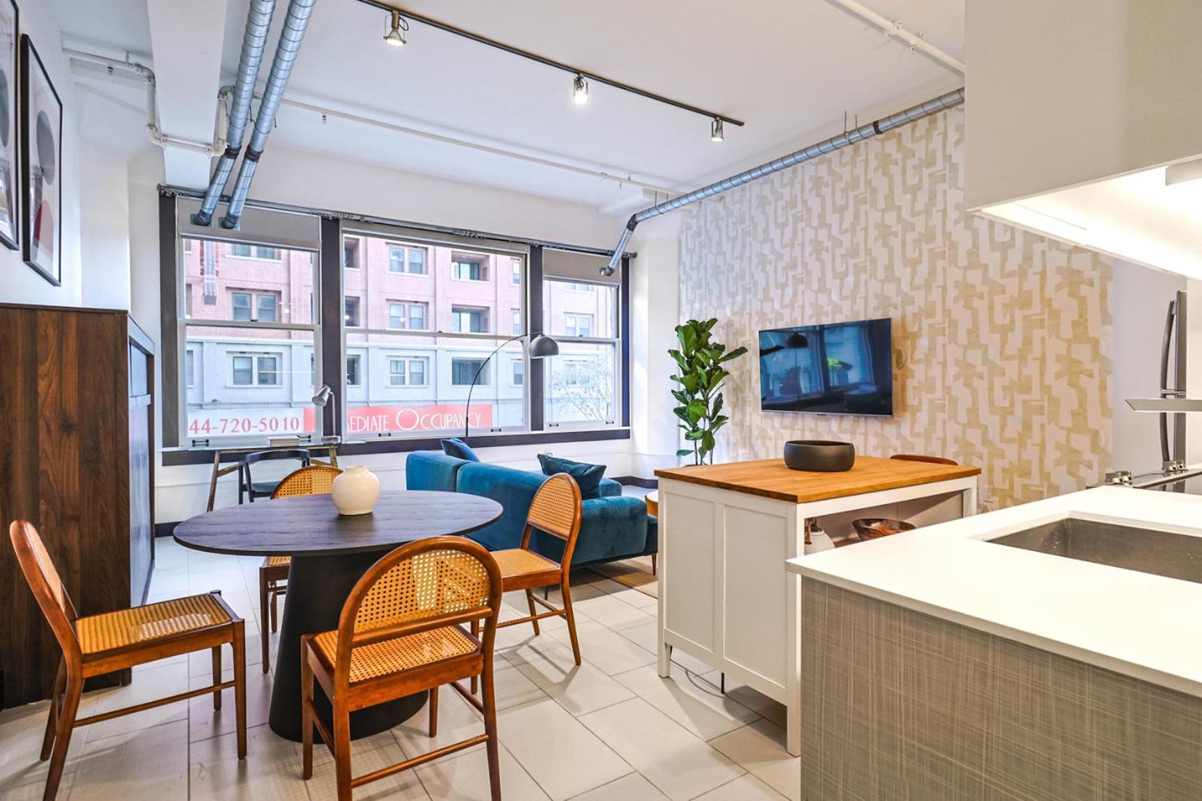 Apartamento Stunning 1 Bdr 1 Bth, Pool, Jacuzzi