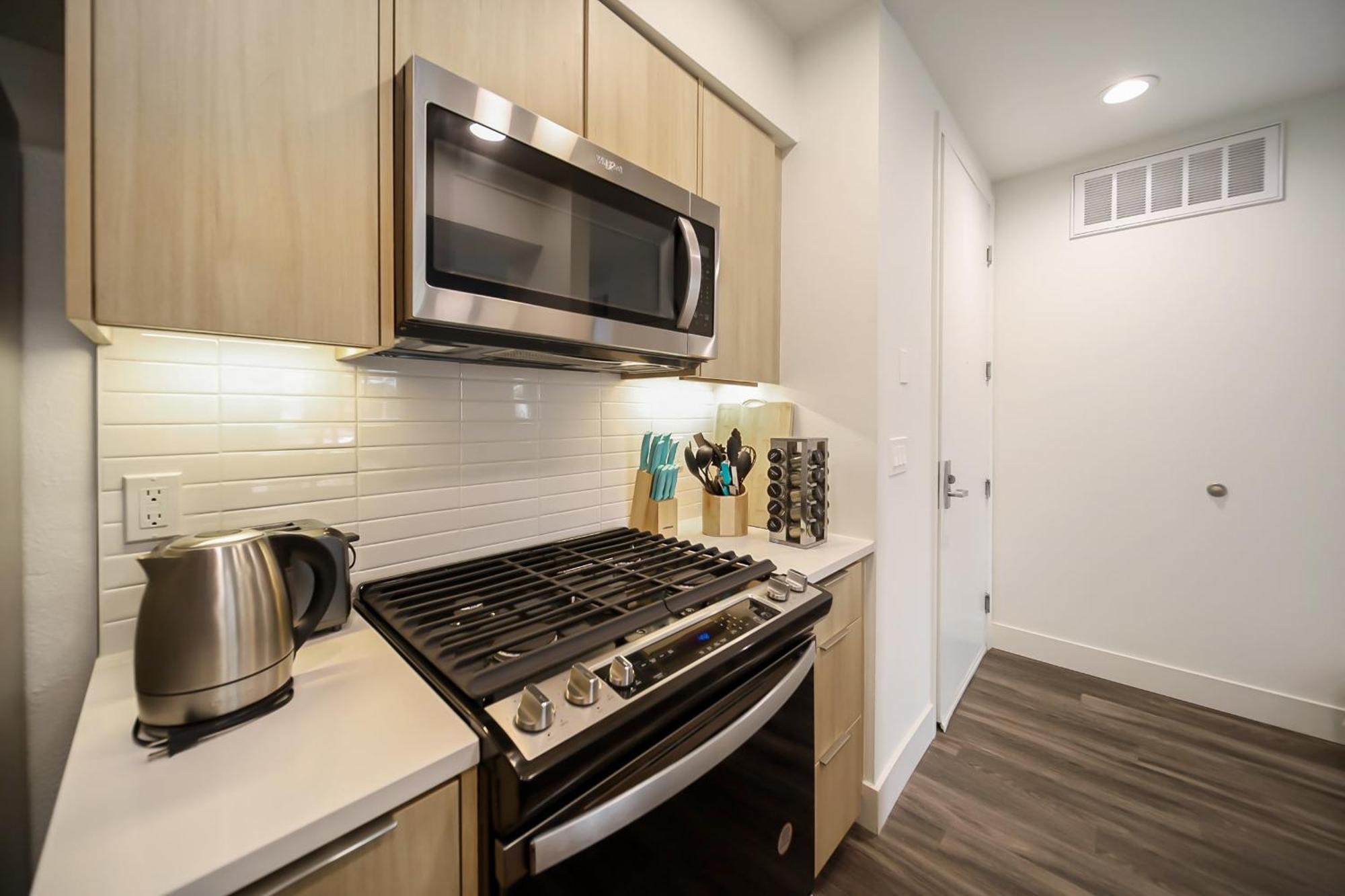 4 Santamonica De Lux