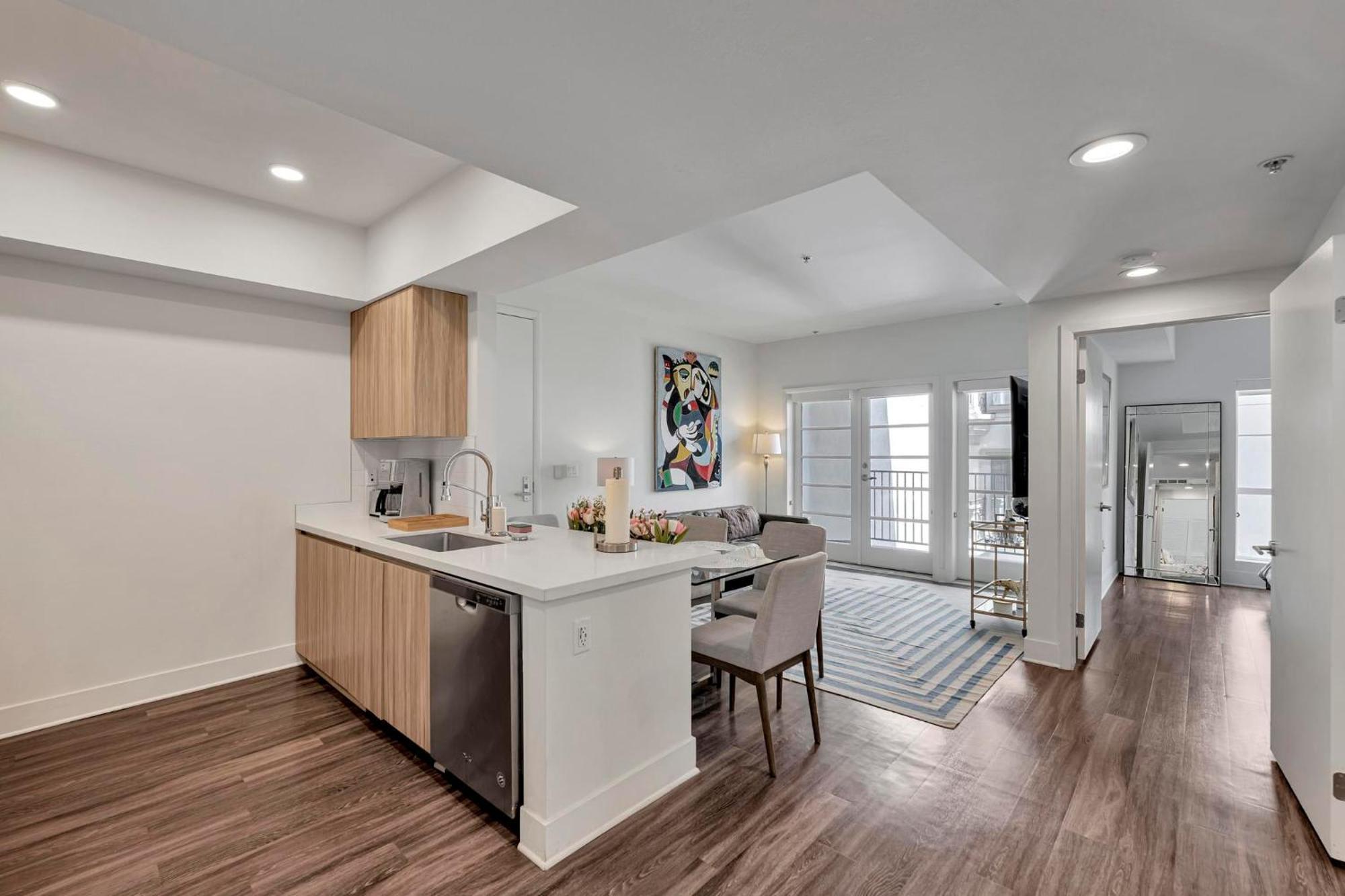 4 Santamonica De Lux Apartment Los Angeles