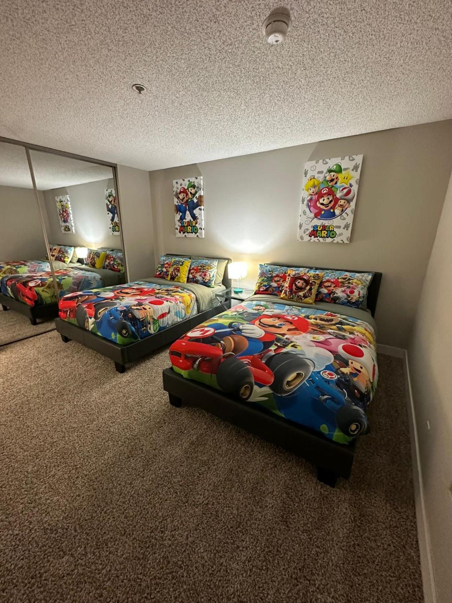 Hollywood Mario&gucci With Pool Apartment Los Angeles
