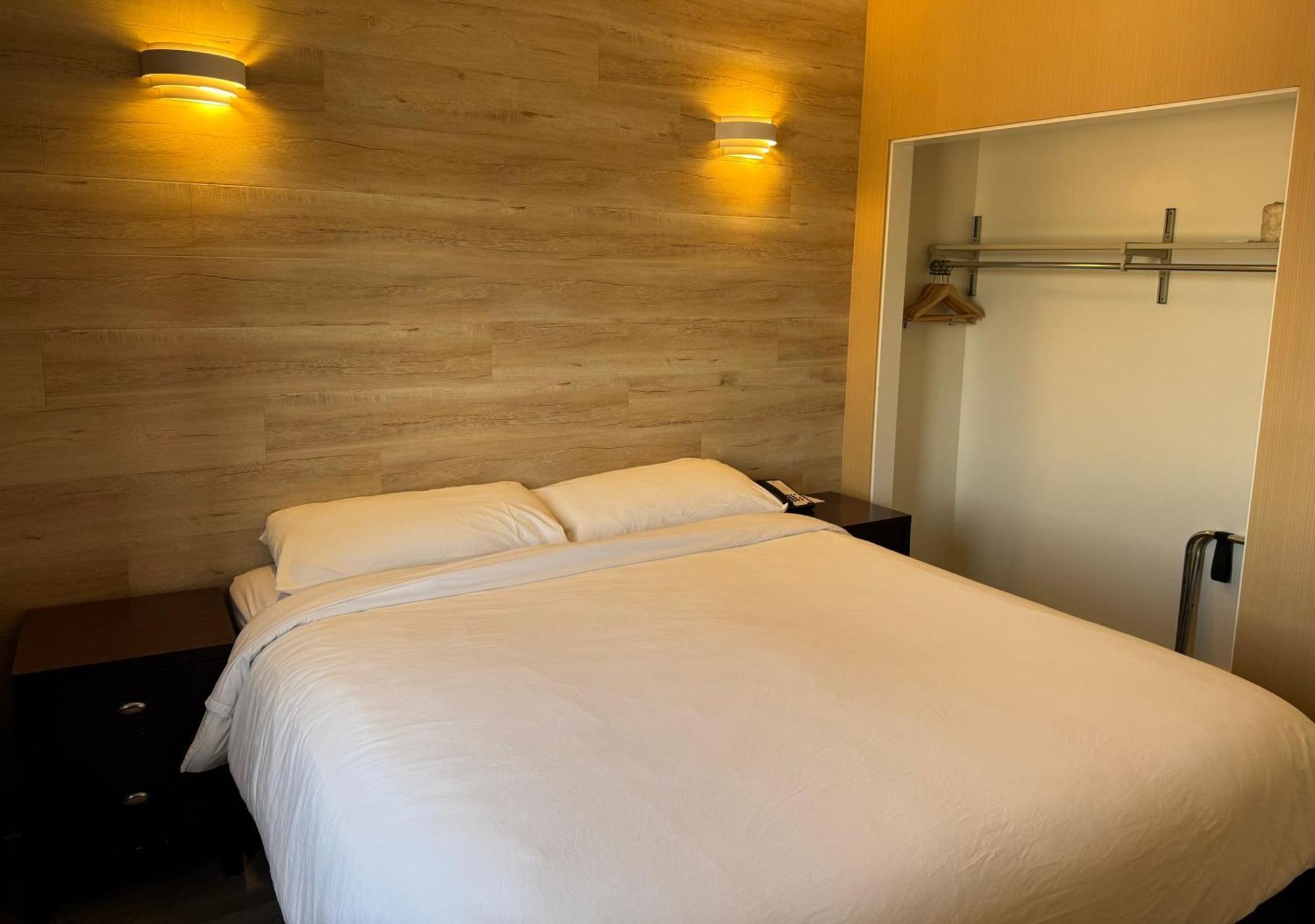 Hotel Garden And 3*