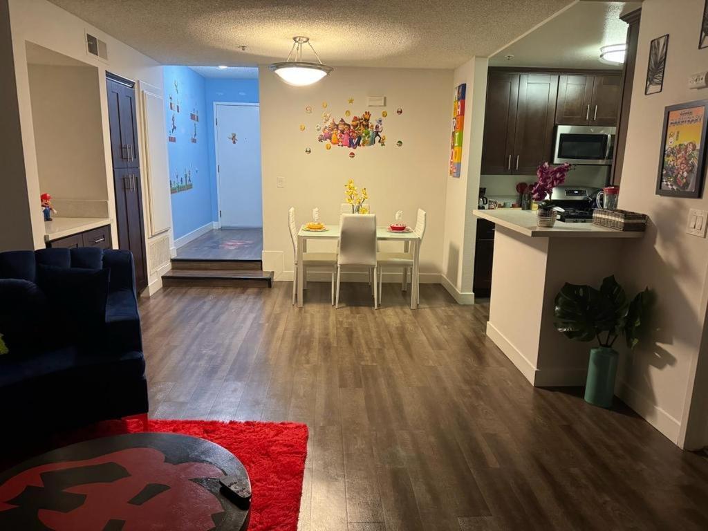 Mario, Harry Potter, & Not Themed Loft Universal 10min Loft