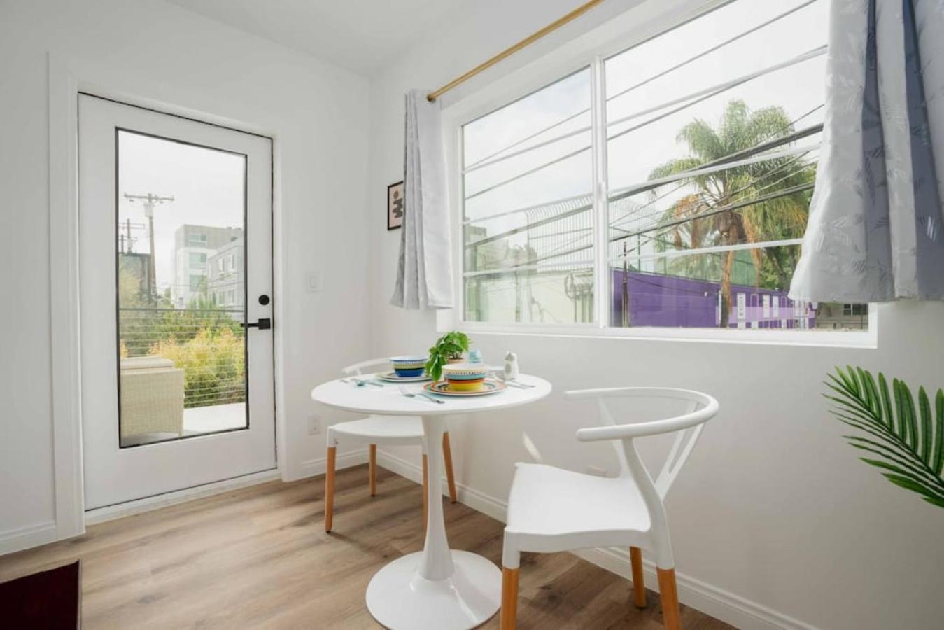 Luxurious 4br In Melrose Near Hollywood Holiday home Los Angeles