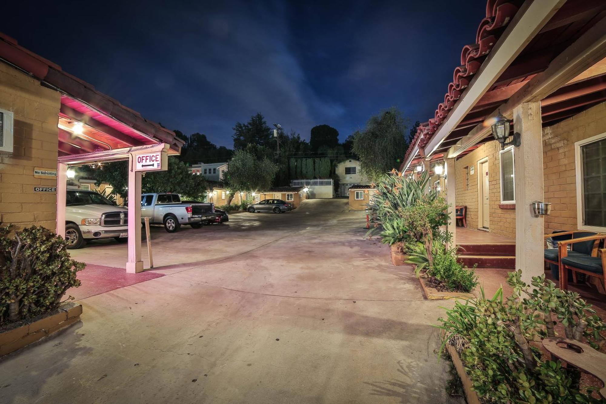 El Patio - Near Universal Hollywood