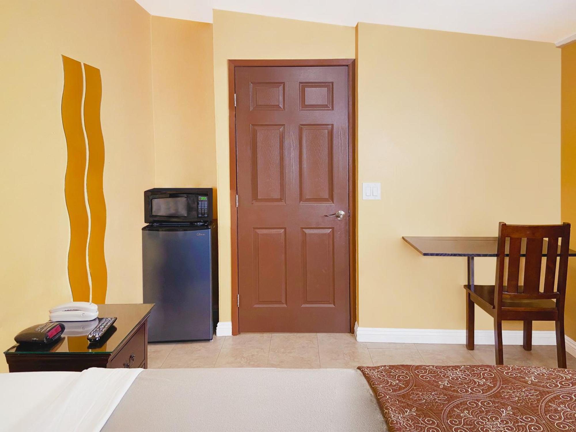 El Patio - Near Universal Hollywood Motel 2*