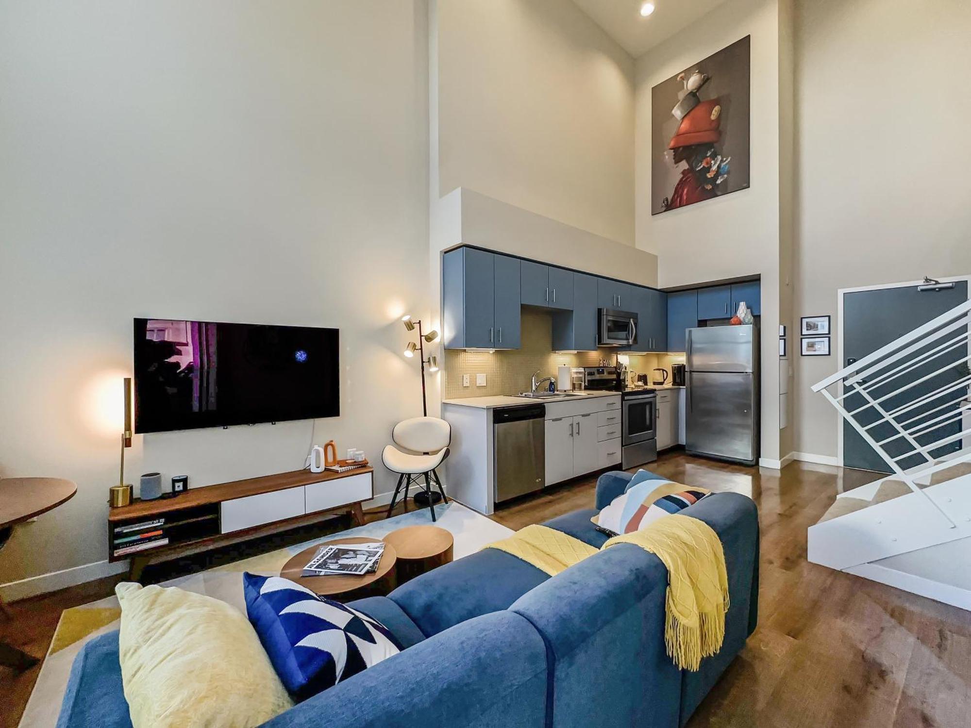 Creative 2 Levels Penthouse Los Angeles