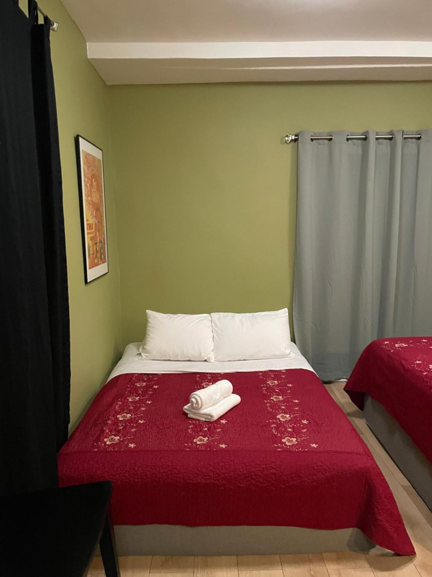 Private W/ Private Full Bathroom & Wifi & Ac & Shared Kitchen In Angeles Homestay *