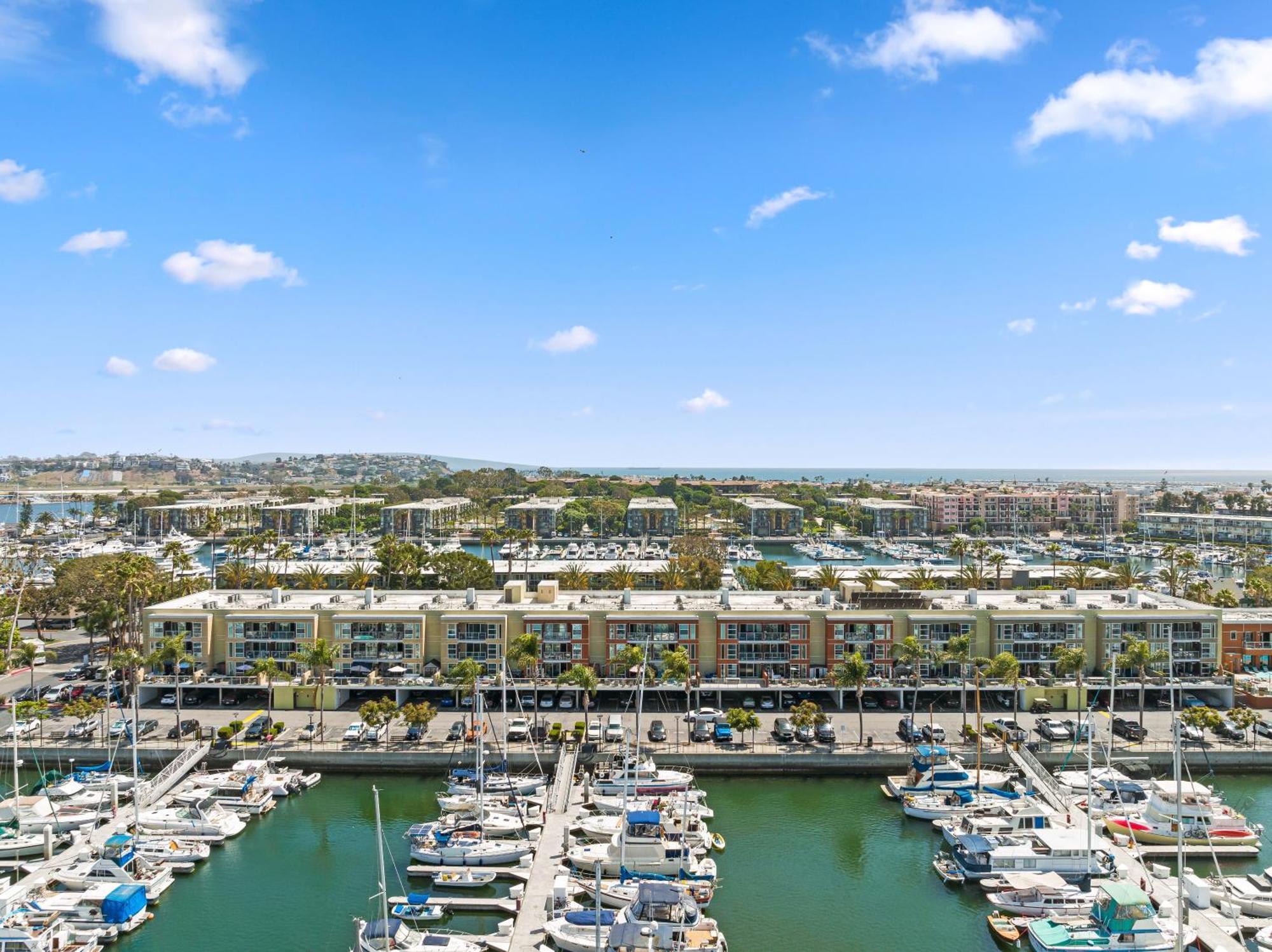 Marina With View Apartamento *