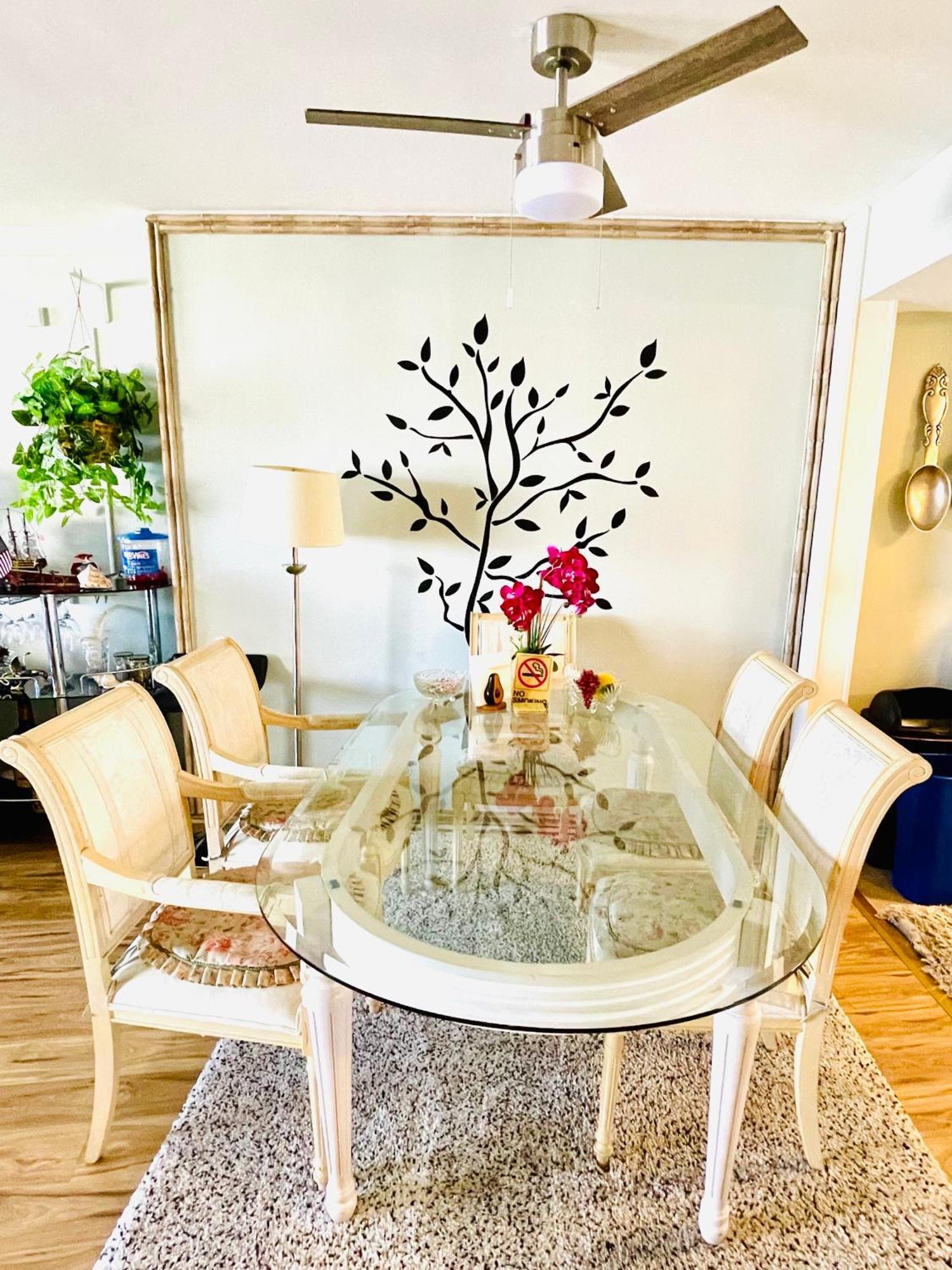 Luxury 1 Bd & 1br With Fantastic Marina View Apartment