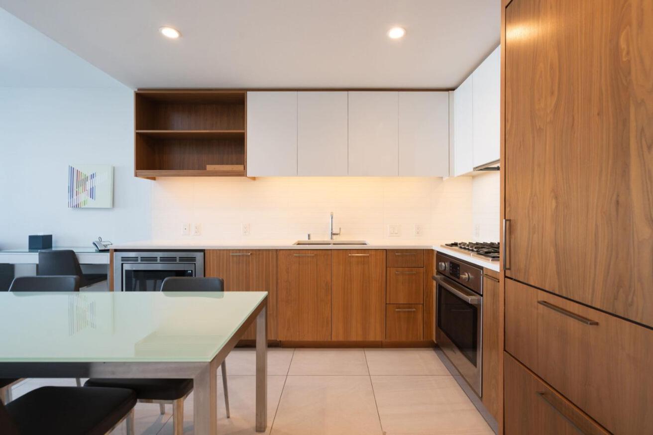 Level Downtown La South Olive *
