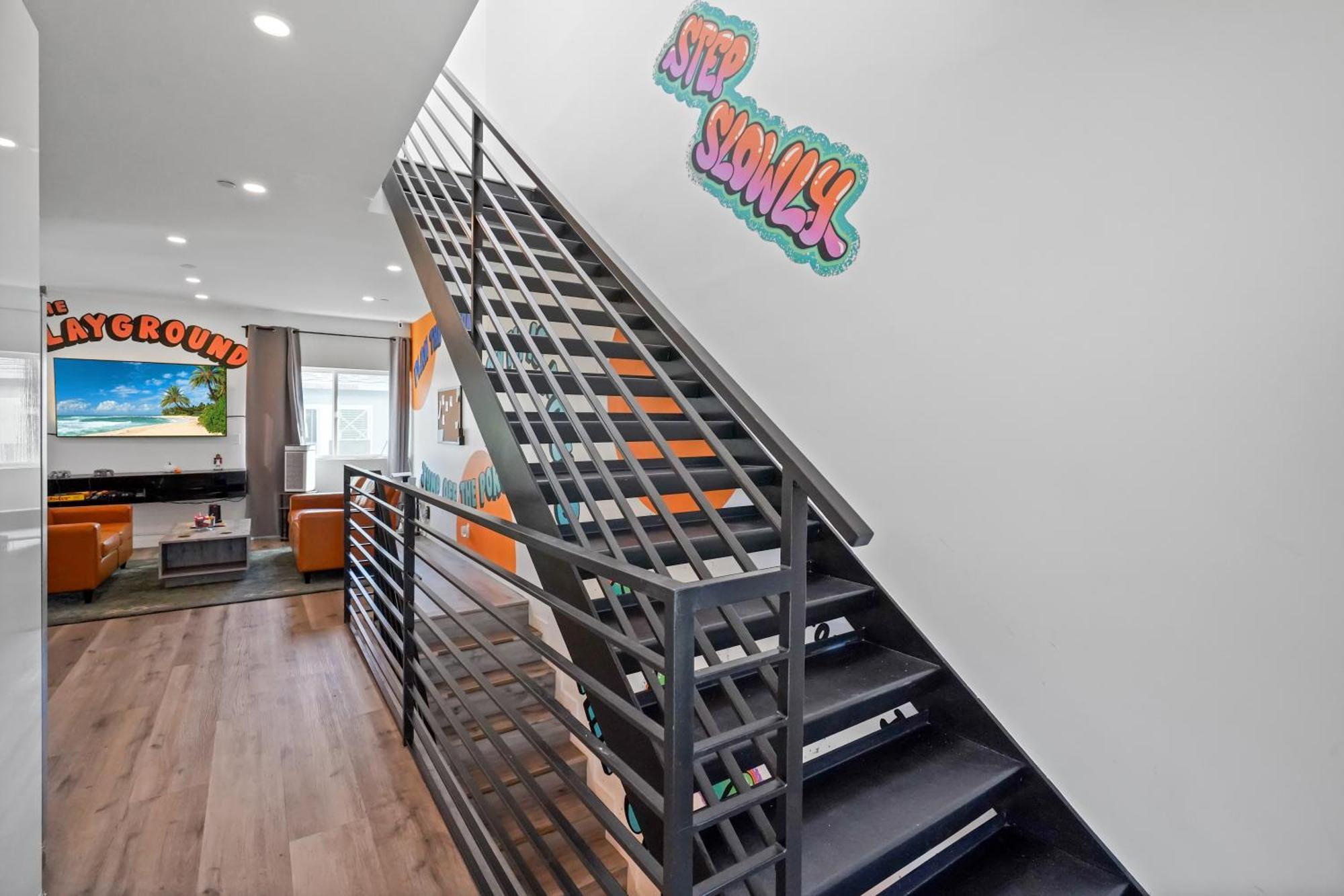 Bed & Breakfast Eye-opening And Ultra-secure Luxury Hollywood *