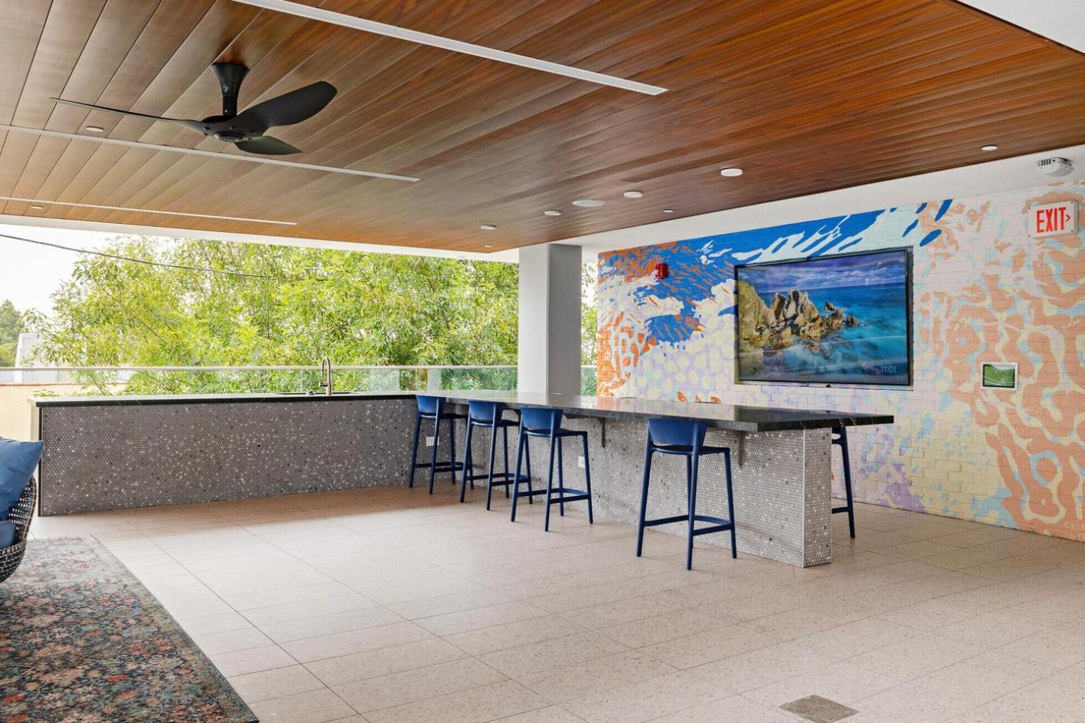 Apartment Hollywood 1br W Pool Gym Nr Coffee Shops Lax-1112