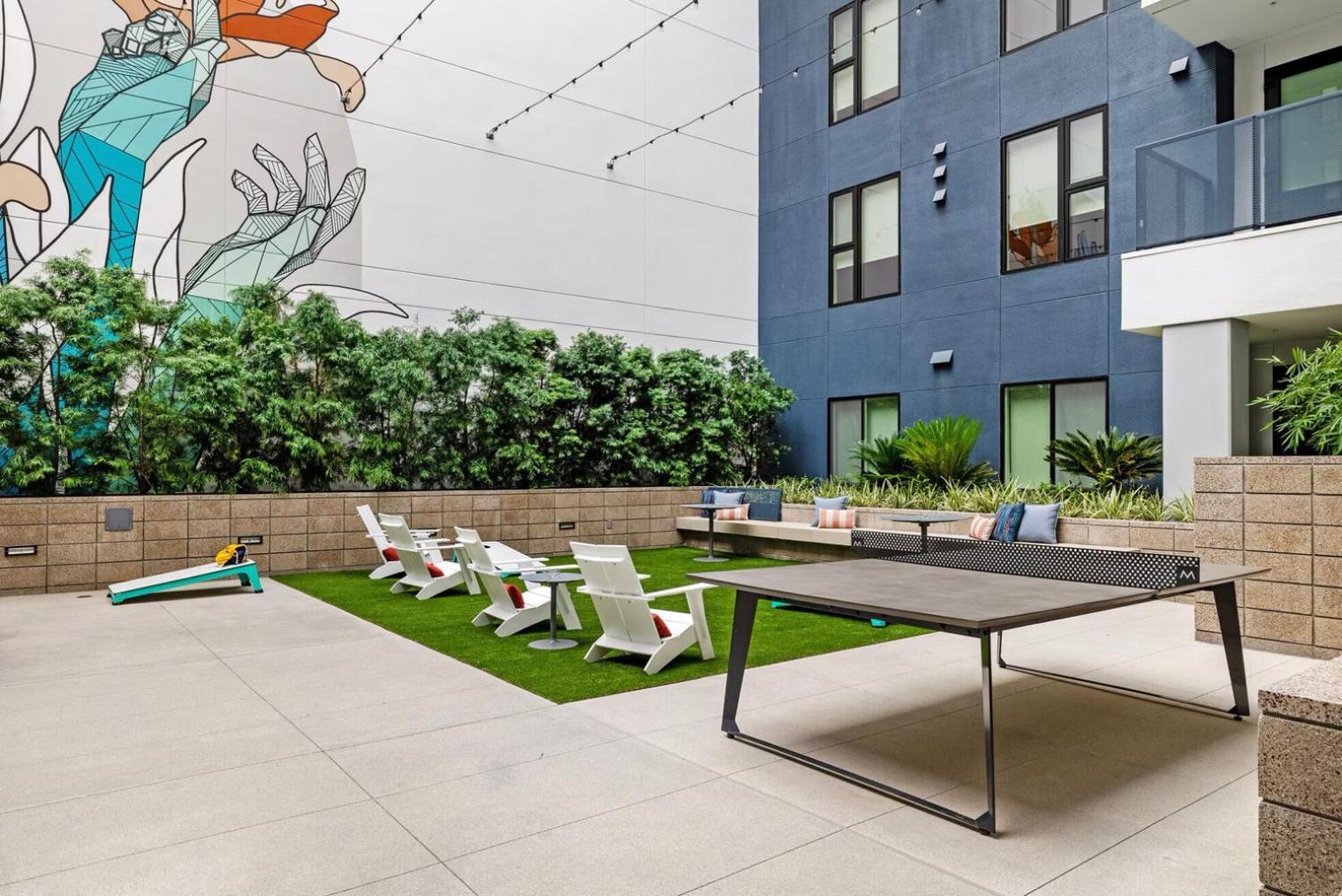 Hollywood 1br W Pool Gym Nr Coffee Shops Lax-1112 * Los Angeles