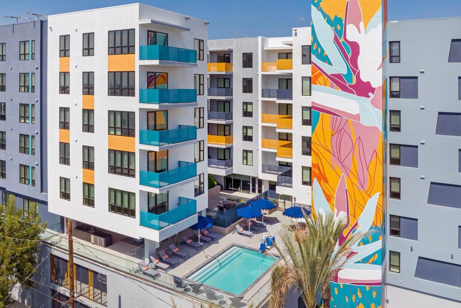 Apartment Hollywood 1br W Pool Gym Nr Coffee Shops Lax-1112