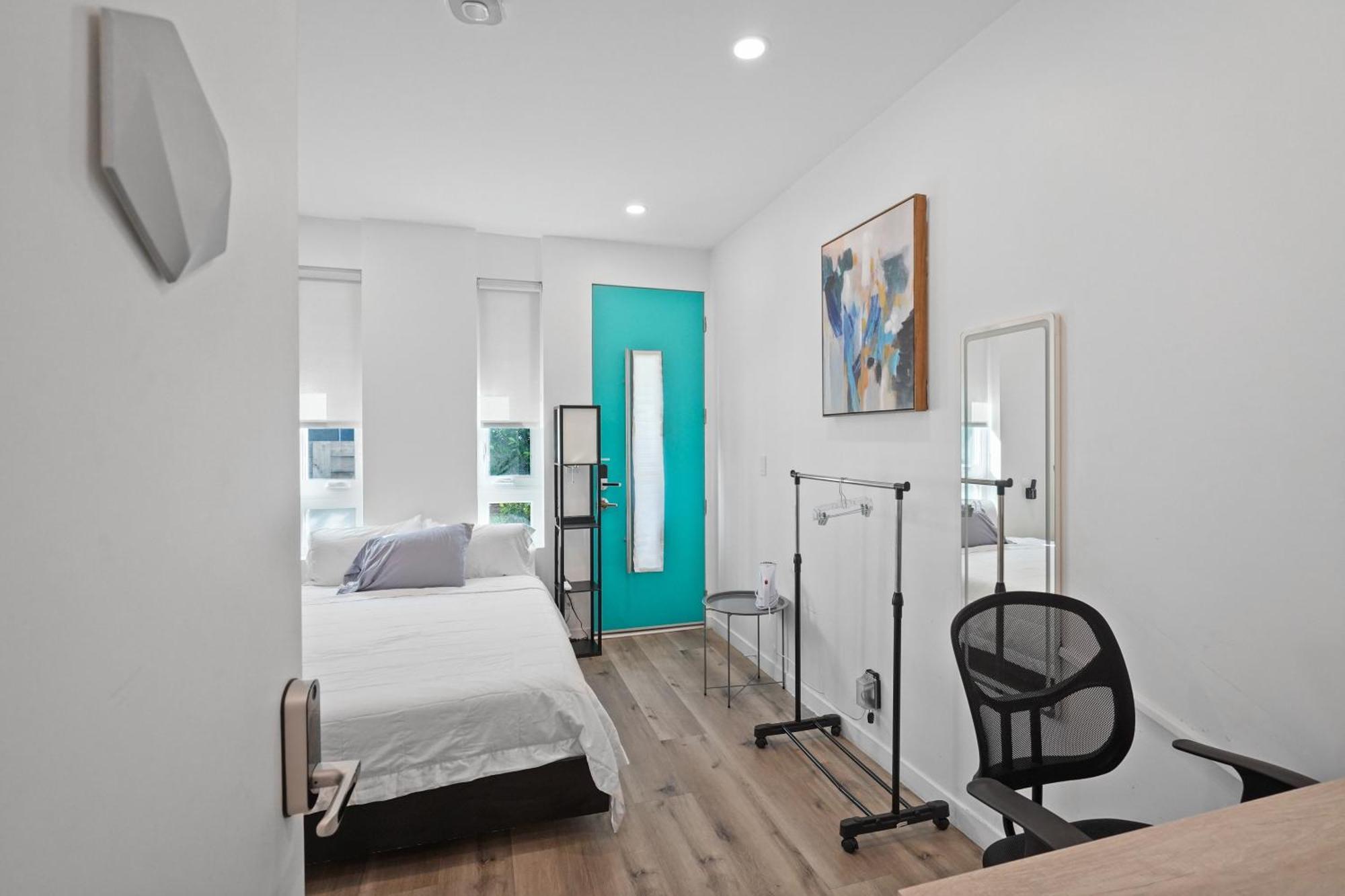 Eye-opening And Ultra-secure Luxury Hollywood Los Angeles