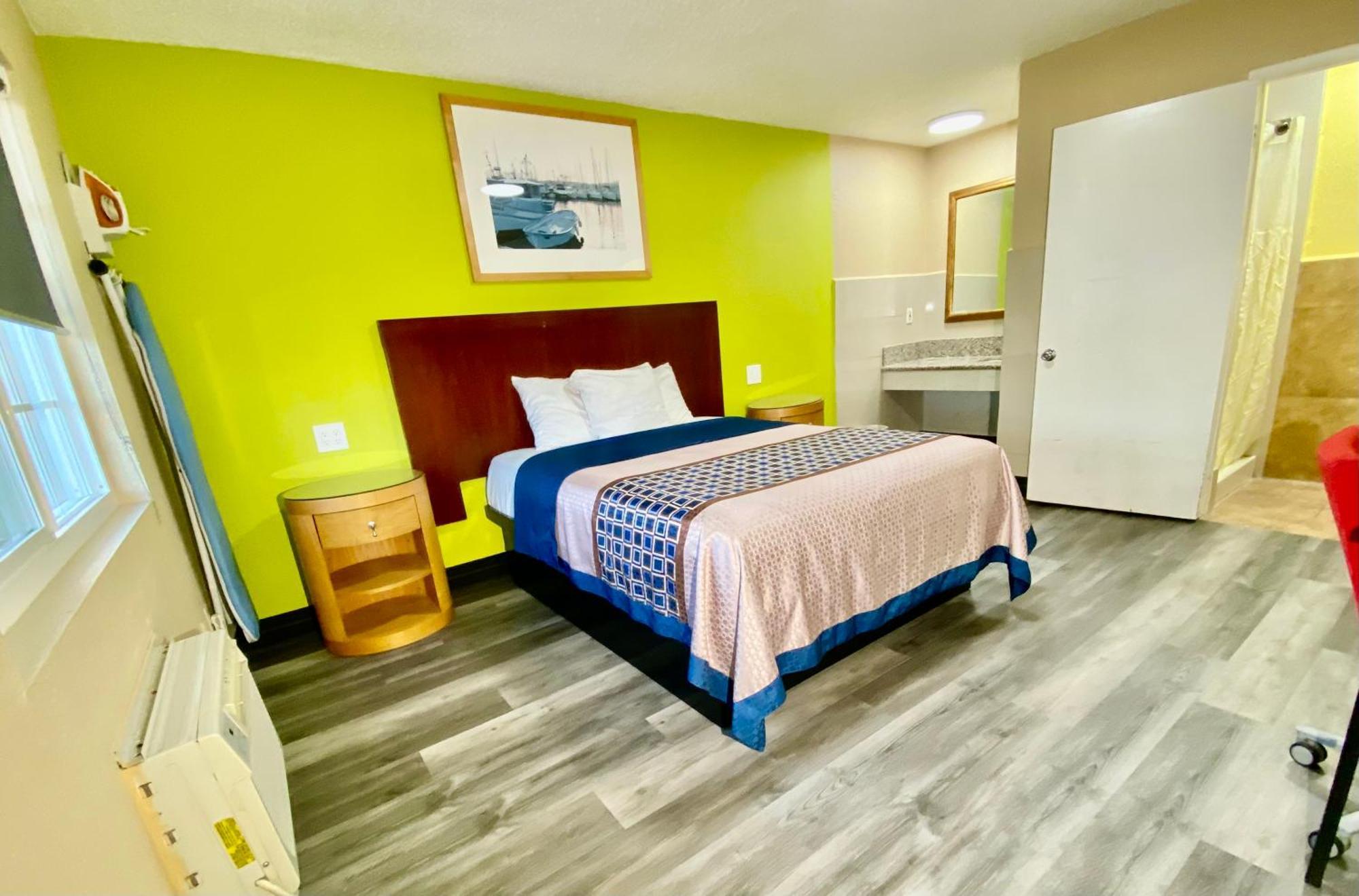4 Star 2* Los Angeles
