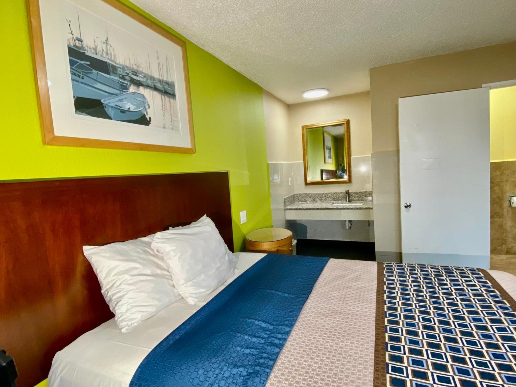 4 Star Hotel
